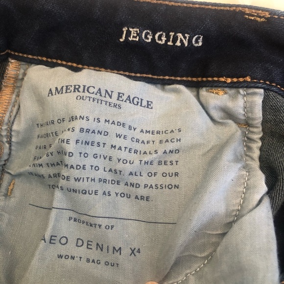 AMERICAN EAGLE dark wash jegging jeans - Picture 13 of 14